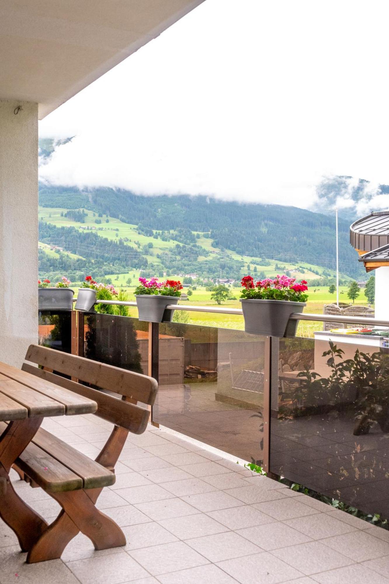 Haus Piesendorf Leilighet Eksteriør bilde